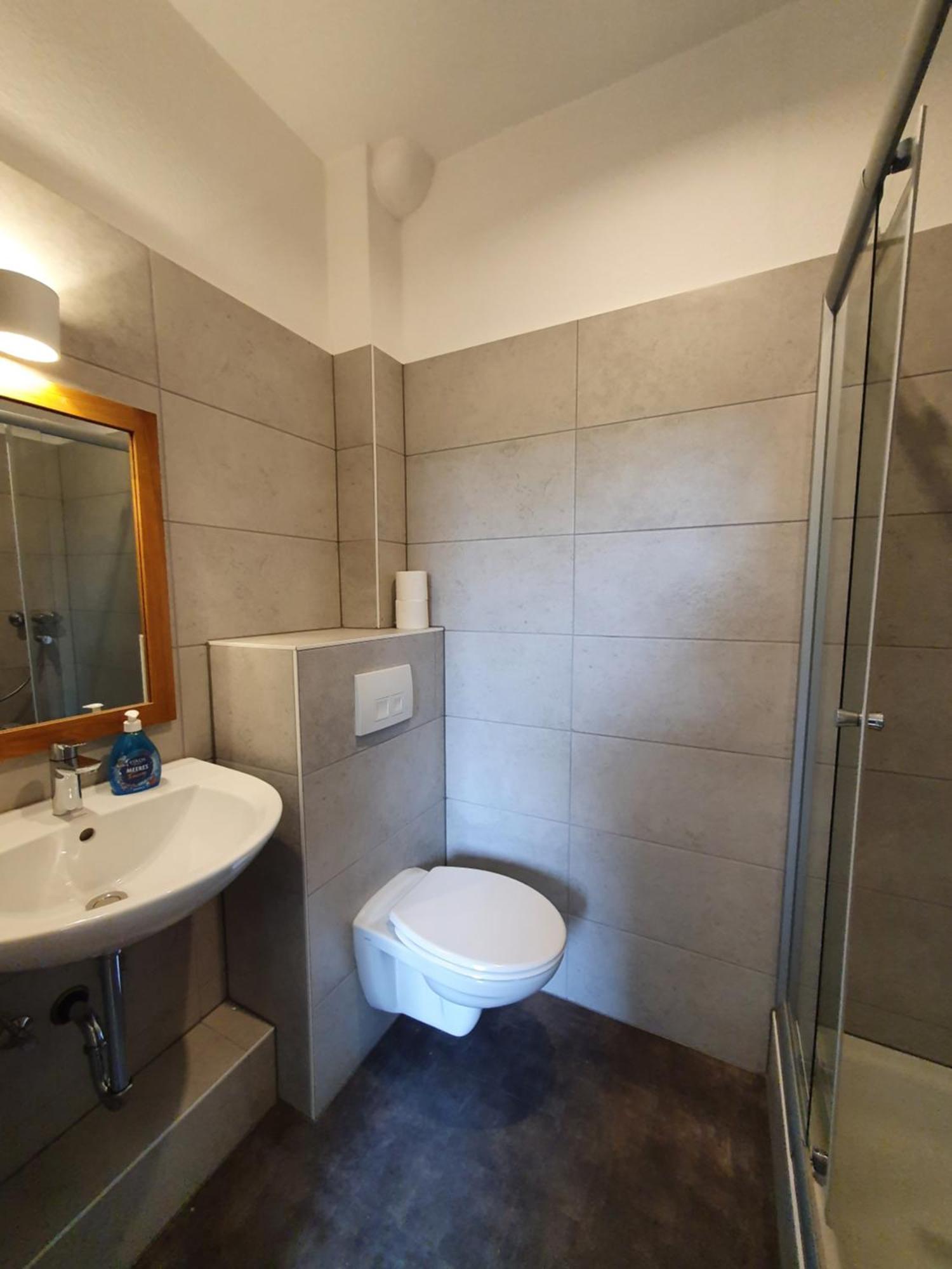 Garni Hotel Biebertal Am Milseburgradweg Хофбибер Экстерьер фото